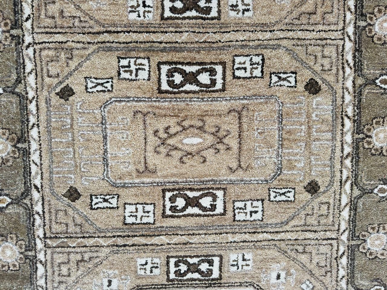 Hand-Tufted Ellington Fawn Geometric Pattern Wool Area Rug – Rectangular Elegant Interior Carpet
