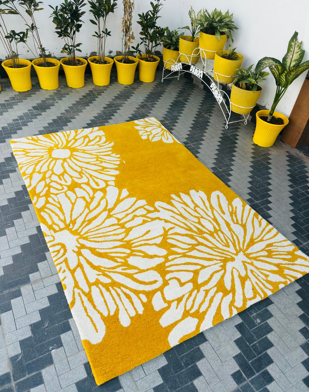 Modern Hand Tufted Wool Area Rug Mustard Yellow Ivory Floral Rectangular Carpet Soft Floor Rug For Home Office Decor.