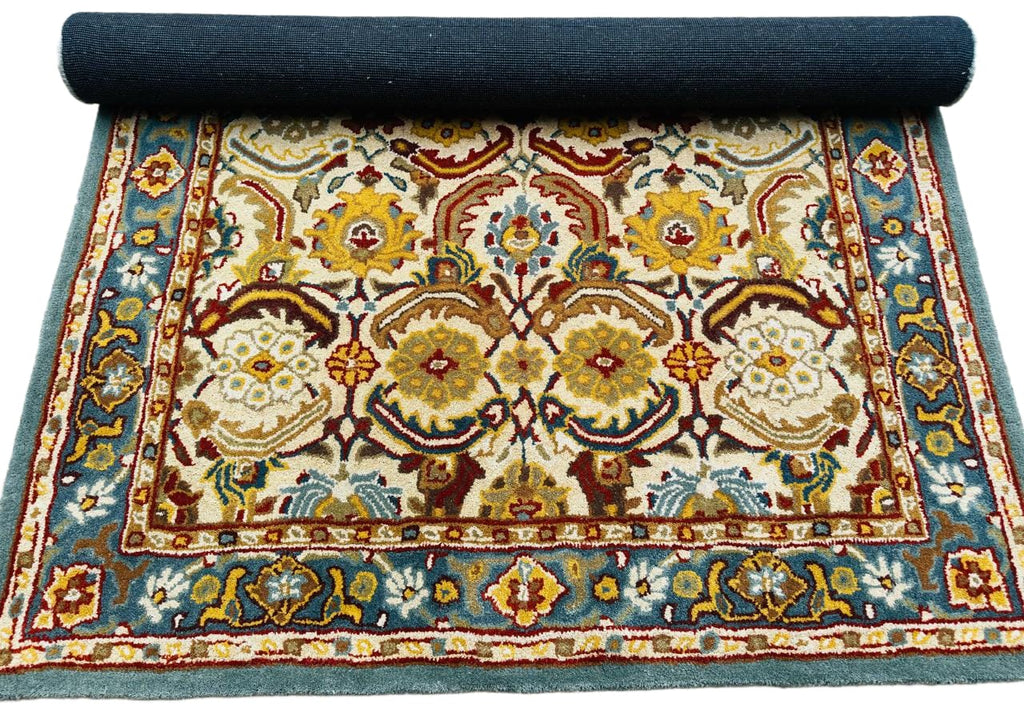 Hand Tufted Vintage Floral Wool Rug – Traditional Old-Style Area Rug for Living Room & Bedroom