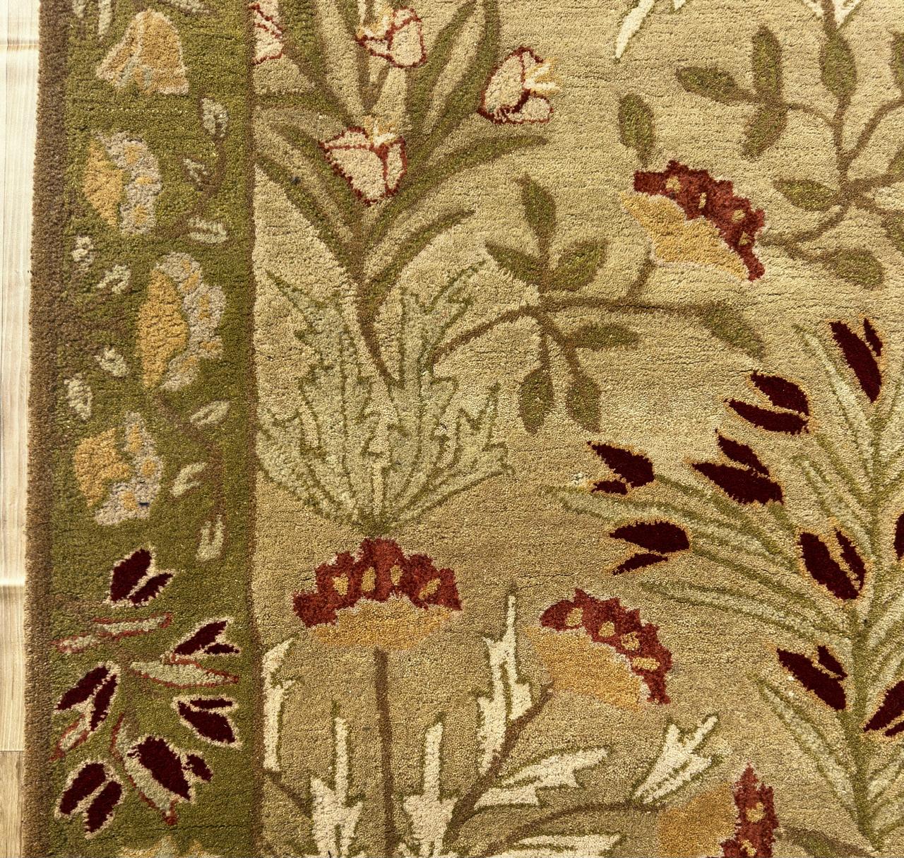 Hand-Tufted Adeline Wool Rug – Traditional Tulip Floral Design Carpet For Living Room & Bedroom, Timeless Classic Style