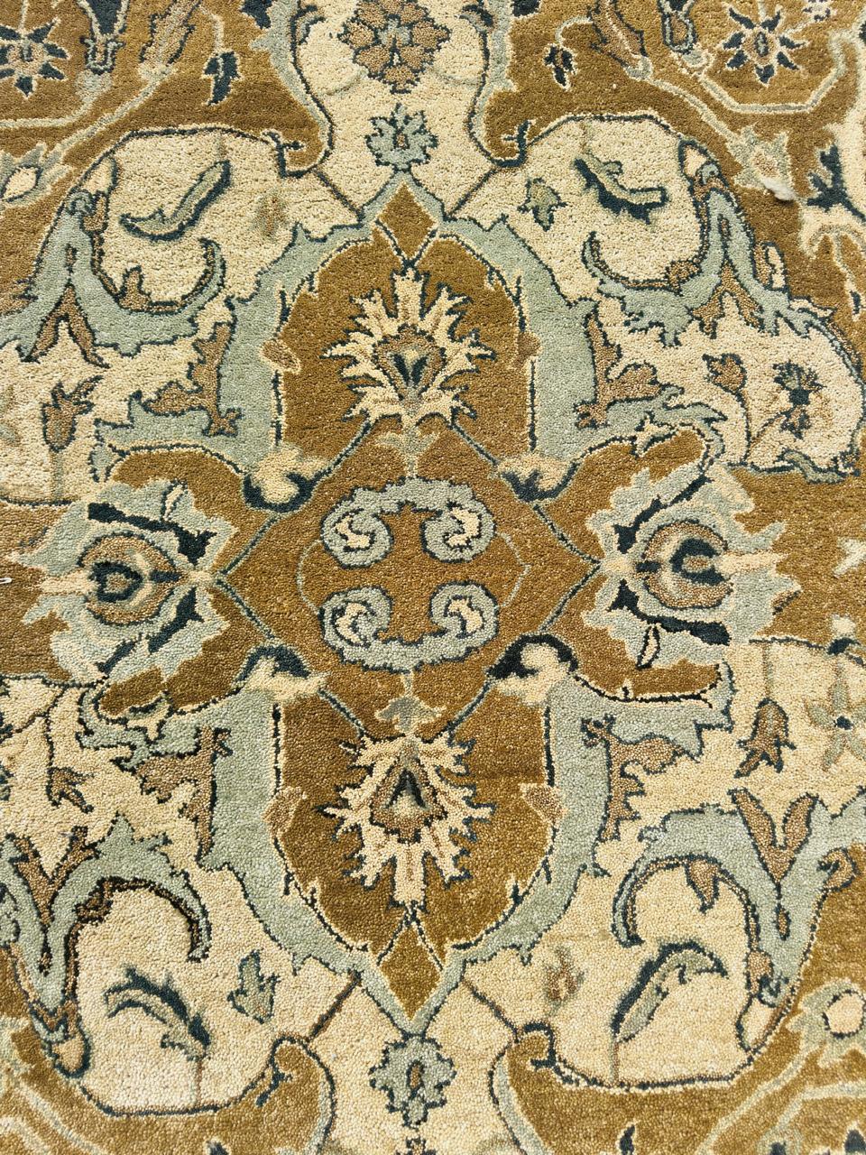 Traditional Hand-Tufted Wool Area Rug – Floral Beige Persian Antique Pattern Elegant Interior Carpet