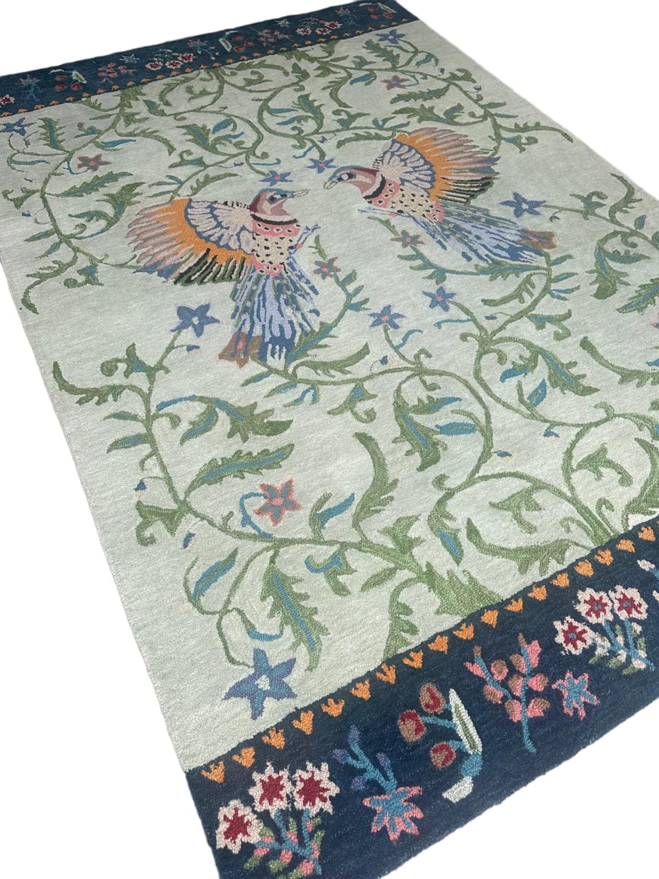 Handmade Wool Tufted Rug – Aria Design Green Bird & Floral Pattern, Elegant Decorative Home Accent