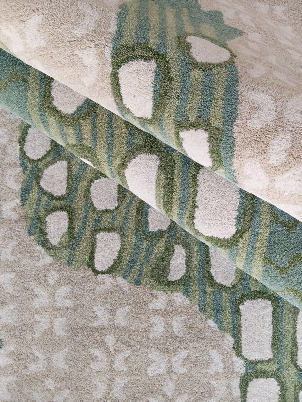 Hand-Tufted Alligator Wool Area Rug – Thick, Durable & Stylish Neutral Rug for Living Room, Bedroom & Office –  Carpet