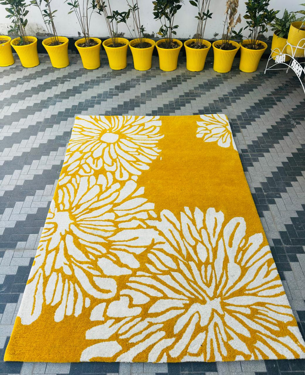 Modern Hand Tufted Wool Area Rug Mustard Yellow Ivory Floral Rectangular Carpet Soft Floor Rug For Home Office Decor.