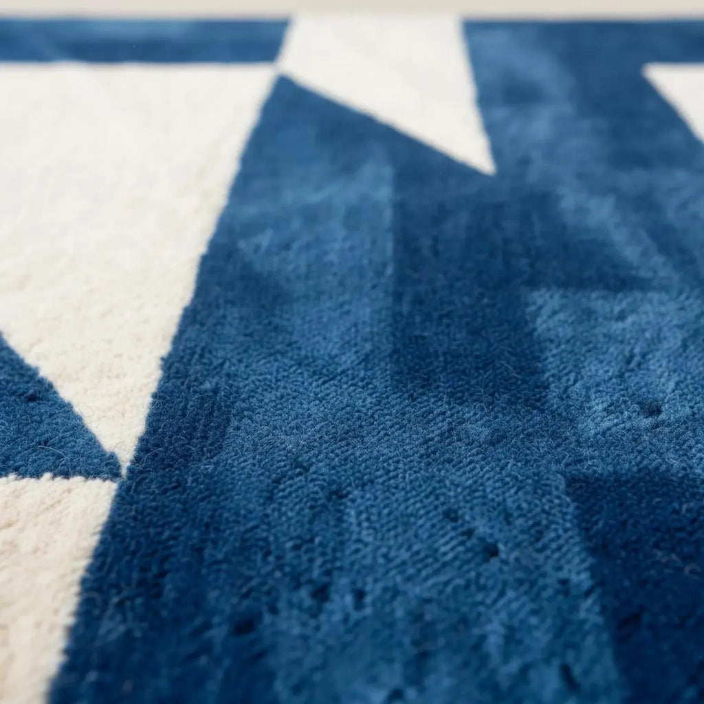 Luxury Modern Blue Geometric Rug – Hand Tufted Wool Area Carpet for Contemporary Interiors