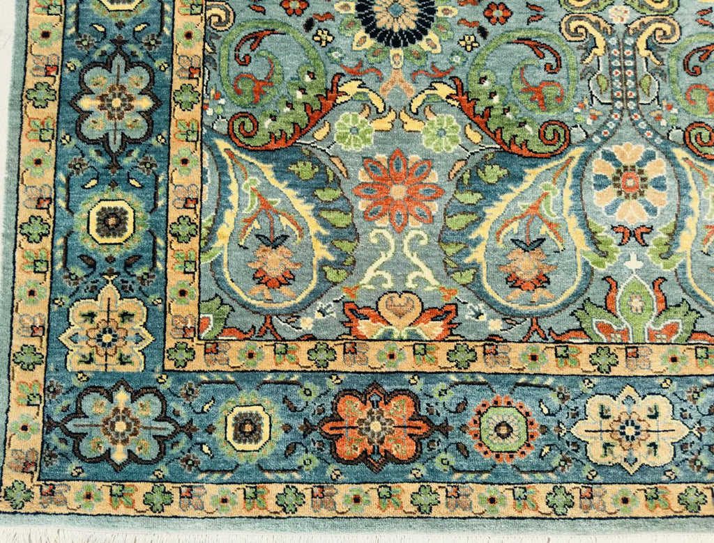 Hand Knotted Oushak Rug – Traditional Turkish Vintage Floral Carpet