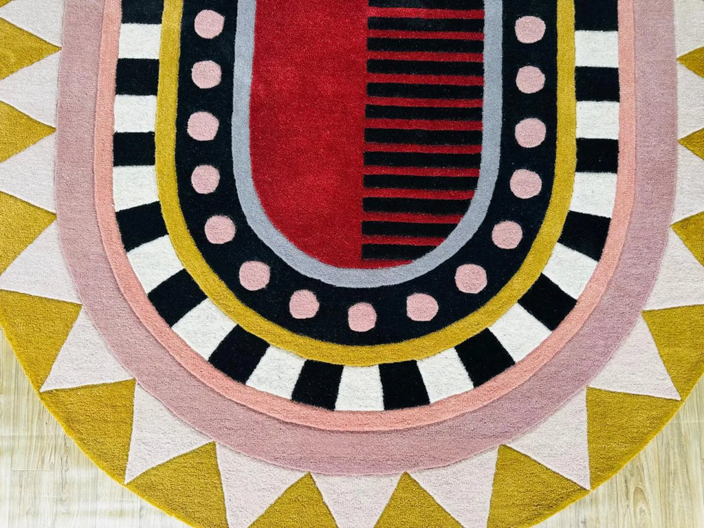 Elegant Oval Hand-Tufted Wool Area Rug with Modern Geometric Design