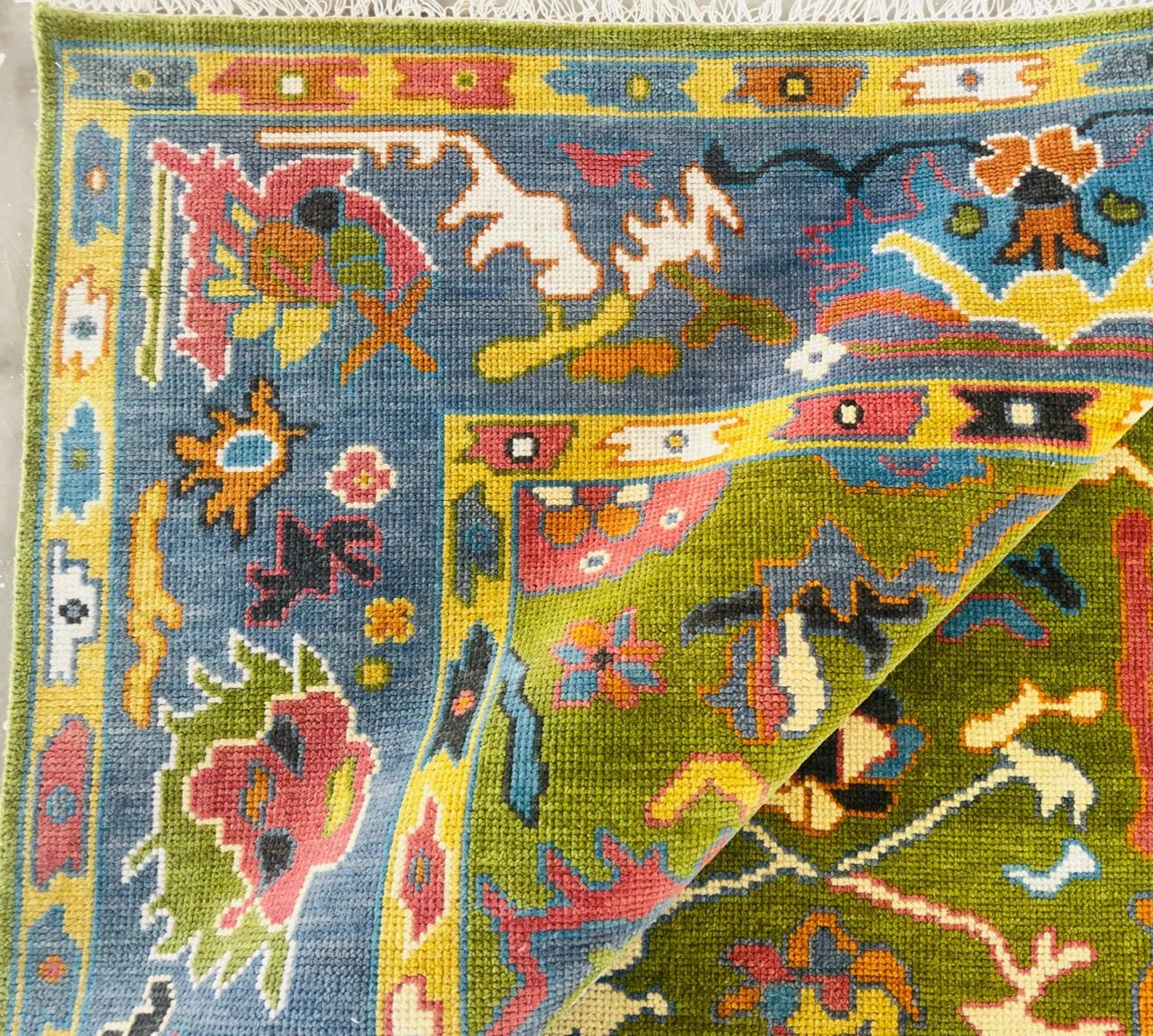 Hand-Knotted Vibrant Oushak Oriental Rug – Green & Grey Multicolor Area Rug for Elegant Home Interiors