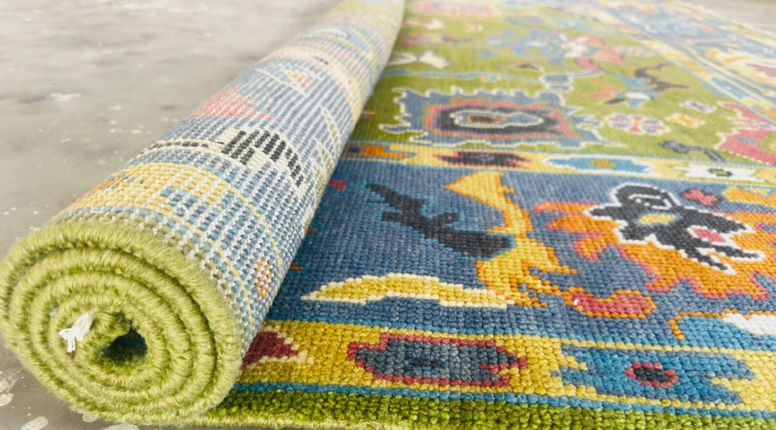 Hand-Knotted Vibrant Oushak Oriental Rug – Green & Grey Multicolor Area Rug for Elegant Home Interiors