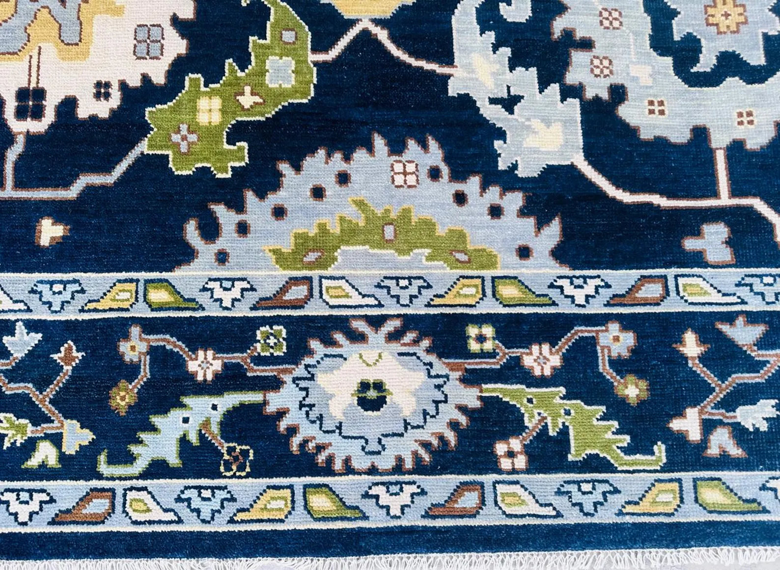 Hand-Knotted Blue Oushak Wool Rug – Persian-Style Oriental Tribal Carpet