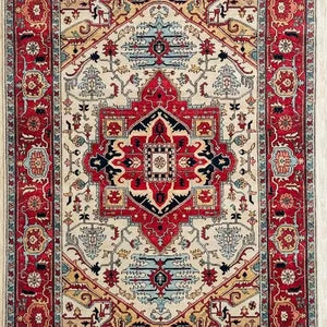 Vintage Persian Style Heriz Rug – Hand-Knotted Rust Wool Serapi Carpet
