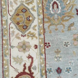 Traditional Hand Knotted Wool Rug – Soft Blue & Ivory Floral Medallion Vintage Style Carpet