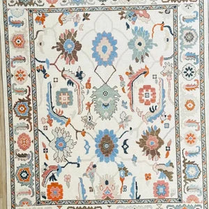 Hand-Knotted Vintage Turkish Oushak Wool Rug – Ivory Multi-Color Abstract Floral Area Rug