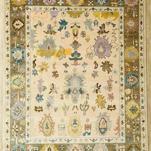 Hand-Knotted Vintage Oushak Rug – Elegant Beige Floral Carpet