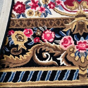 Royal Versailles Hand  knotted Rug – Luxury Floral Heritage Carpet