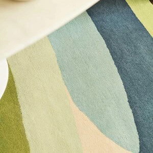 Ocean Strata – Modern Abstract Hand-Tufted Wool Rug