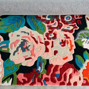 Hand-Tufted Persian-Style Wool Rug: Floral Botanical Design