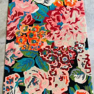 Hand-Tufted Persian-Style Wool Rug: Floral Botanical Design