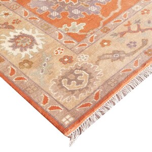 Vintage Oushak Hand-Knotted Wool Rug – Traditional Floral Design in Rust Orange & Beige