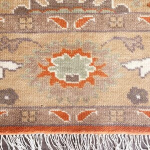 Vintage Oushak Hand-Knotted Wool Rug – Traditional Floral Design in Rust Orange & Beige
