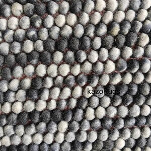 Ivory Mist Handwoven Pebble Wool Rug | Modern Textured Minimalist Area Carpet