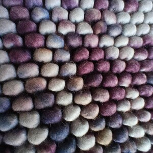 Handwoven Felt Ball Pebble Rug Pattern