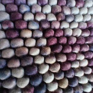 Handwoven Felt Ball Pebble Rug Pattern