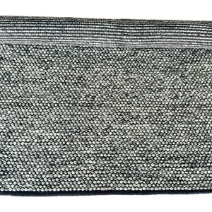 Pebble Weave Handwoven Wool Rug – Gray & Ivory Minimalist Texture