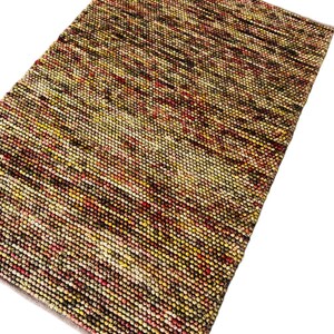 Multicolor Pebble Wool Rug – Felt Ball Carpet