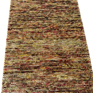 Multicolor Pebble Wool Rug – Felt Ball Carpet