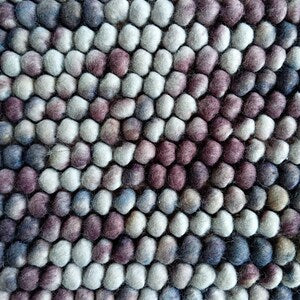 Handwoven Felt Ball Pebble Rug Pattern