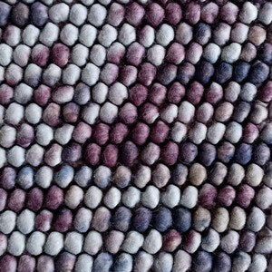 Handwoven Felt Ball Pebble Rug Pattern