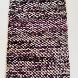 Amethyst Pebble Wool Rug – Luxury Plum & Ivory Bubble Weave